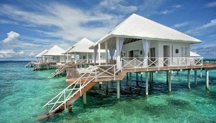 Diamonds Thudufushi Island Resort 9